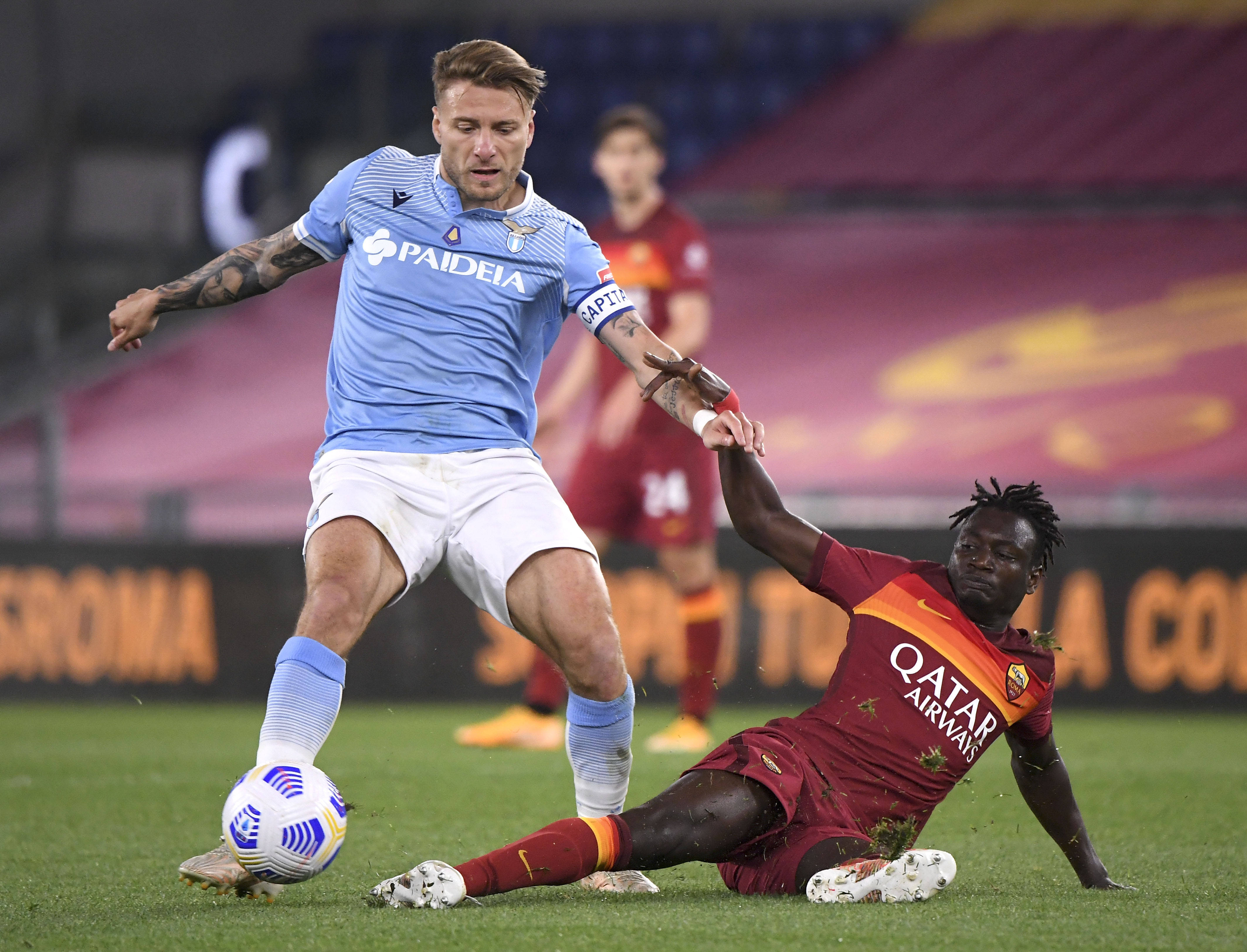 杏彩体育地址-包含阿贾克斯战无不胜，淘汰赛热情掩盖疑虑的词条