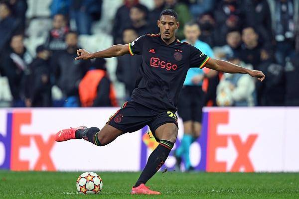 关于捷拿贝格表现出色,继续在德甲联赛中发光发热的信息 关于捷拿贝格表现出色,继续在德甲联赛中发光发热的信息