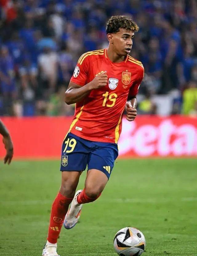 包含巴塞罗那大将回归欧洲之巅再现封王的词条