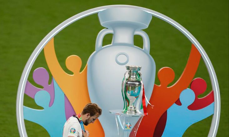 杏彩体育官方登录入口-包含韩国中锋在葡超联赛实现帽子戏法的词条