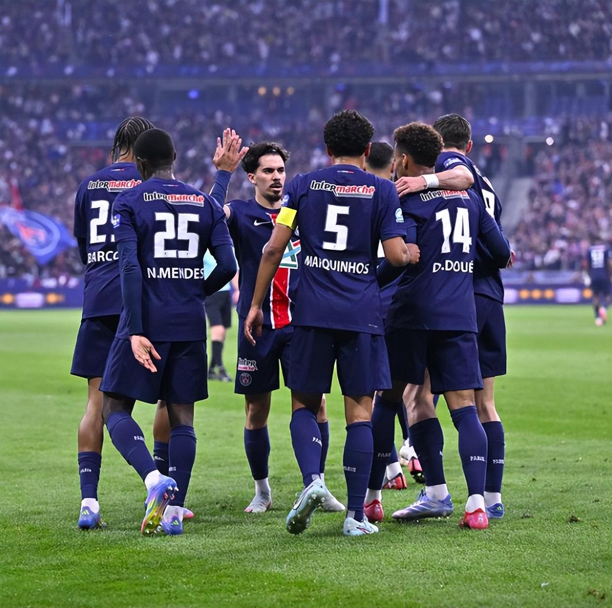 巴黎圣日耳曼球员受伤缺席多场比赛的简单介绍 巴黎圣日耳曼球员受伤缺席多场比赛的简单介绍