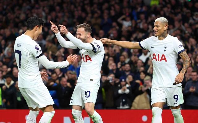 热刺难守主场!波切蒂诺球队意外不敌西汉姆联 热刺难守主场!波切蒂诺球队意外不敌西汉姆联